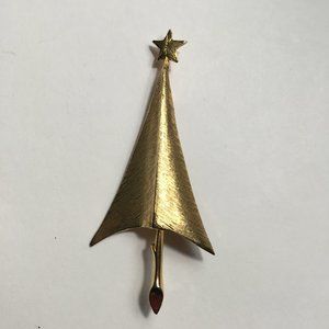 1960's gold tone Giovanni Christmas tree brooch